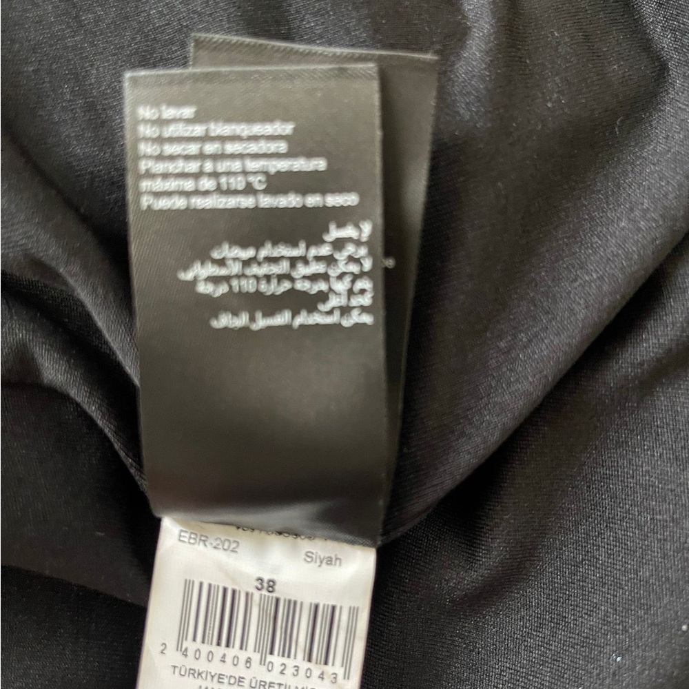 Network Black Polyester Garment - image 4